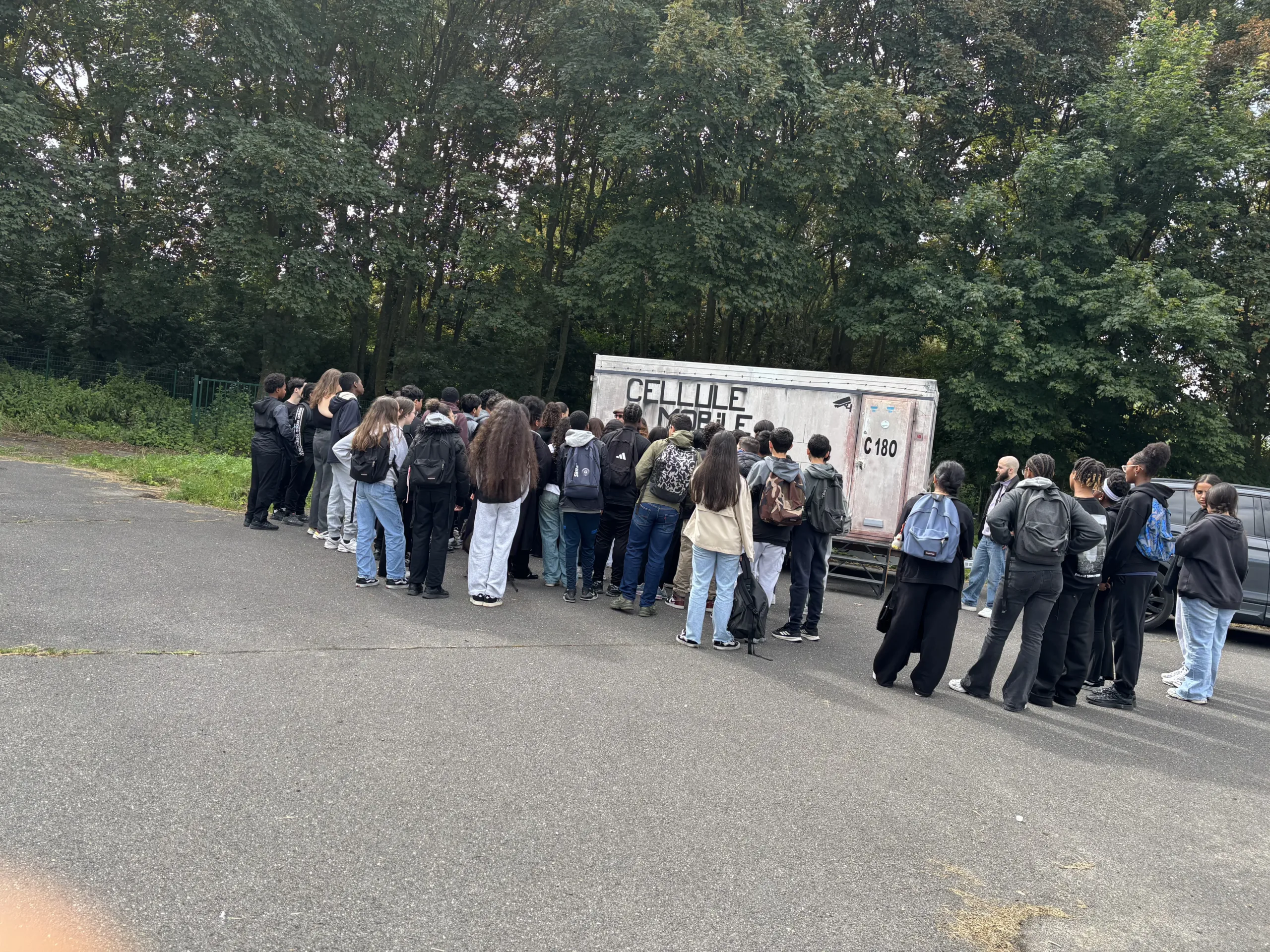 La cellule mobile : une prison au cœur de la ville